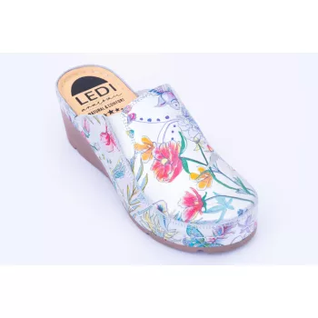 Ledi 105/5 ezüst virágmintás női szandál