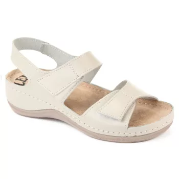 Ledi 410/17 női szandál bézs színben