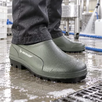   Dunlop Wellie zöld színű vízálló munkavédelmi PVC cipő