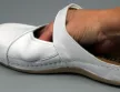 Leon 953 Comfort női bőr klumpa fehér színben
